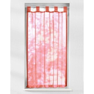 Voálová záclonka zakončená pútkami