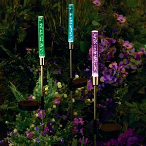 3 solárne tyčové svietidlá